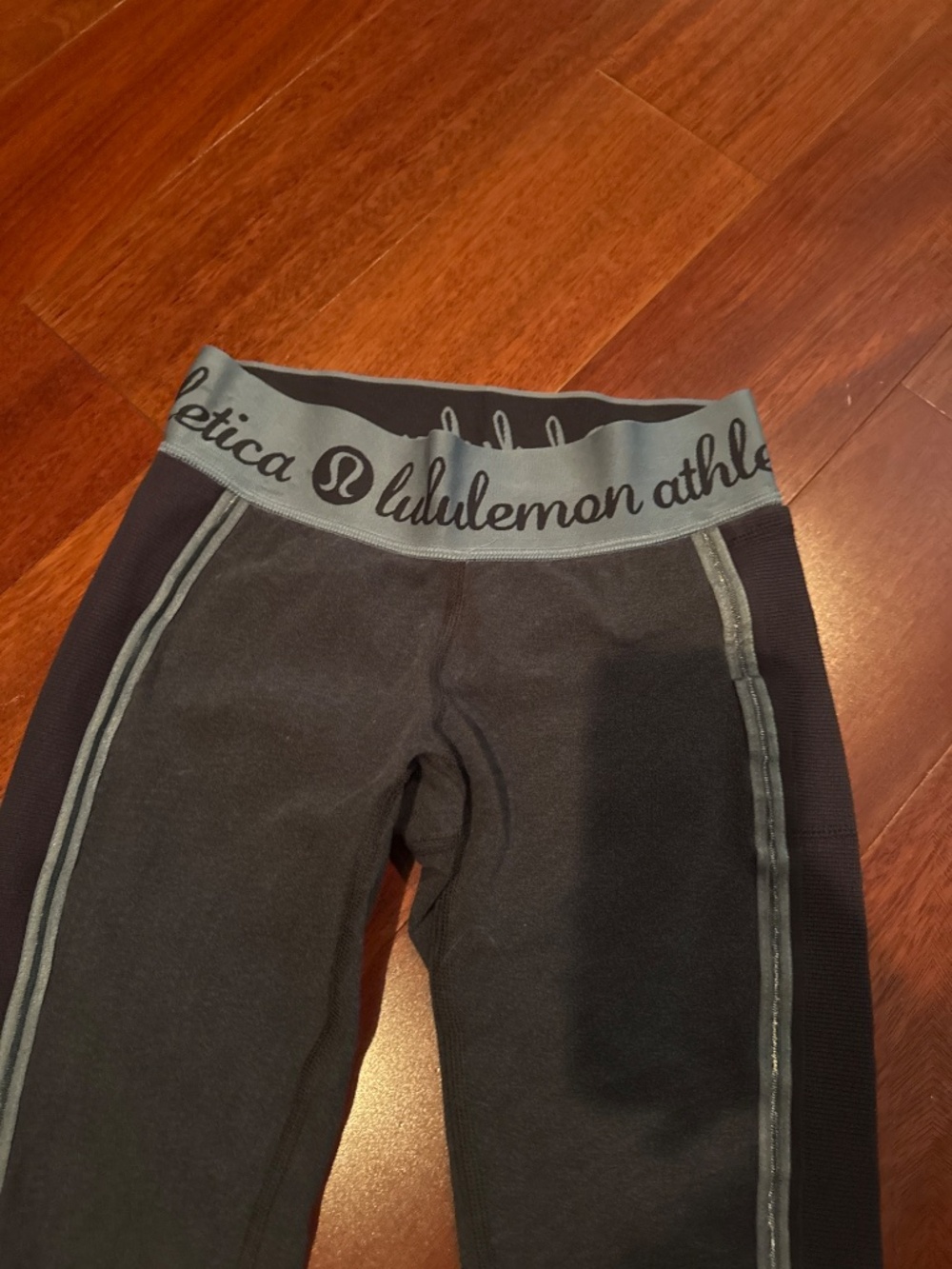 lululemon athletica Black and Gray Tank Top and Cropped Leggings Set - Picture 6 of 7